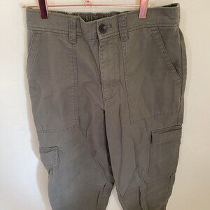 Free Assembly Barrel Ankle Cargo Pants in Olive Green S 10